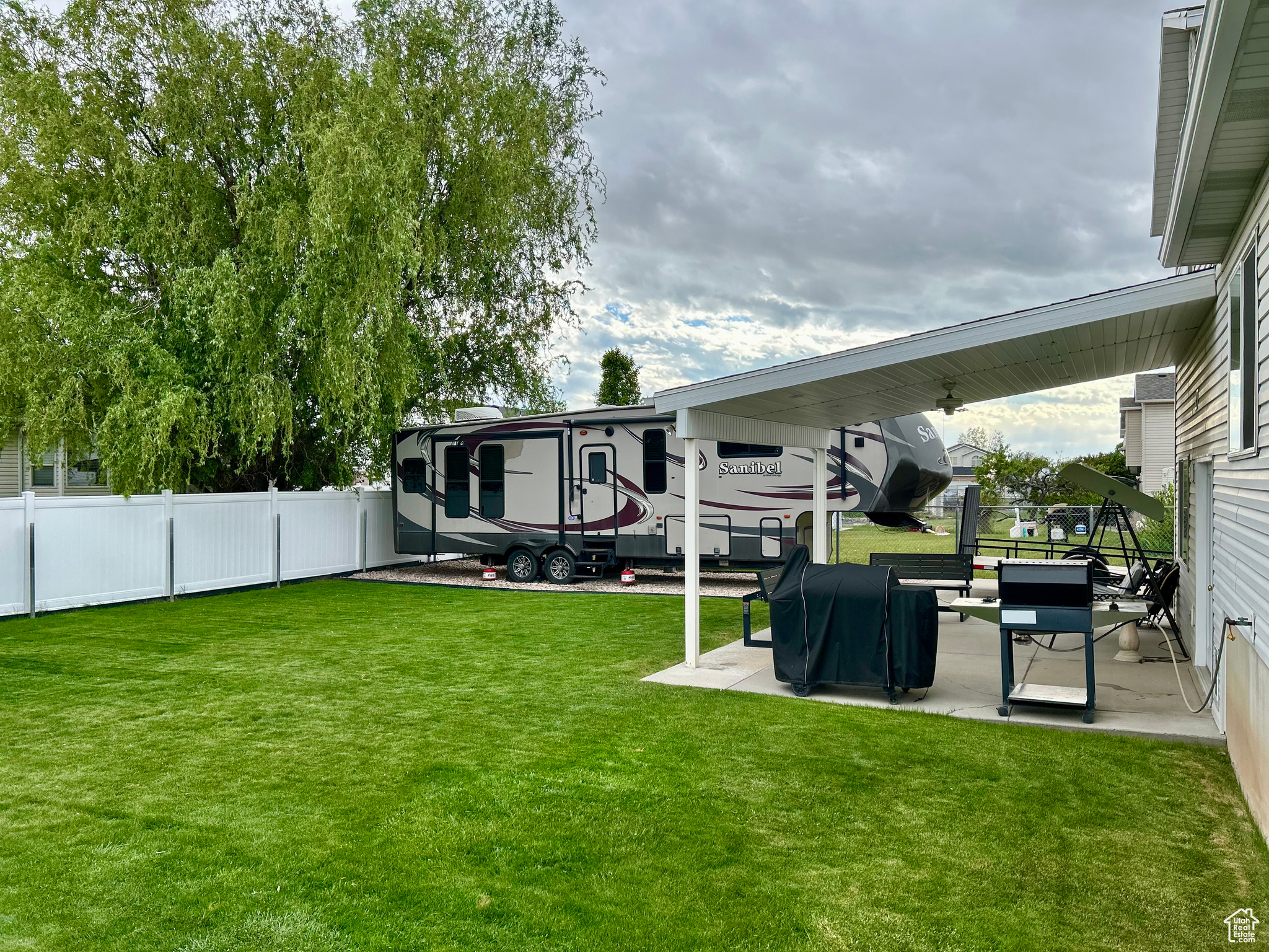 WOODMERE ESTATES #1 - Residential