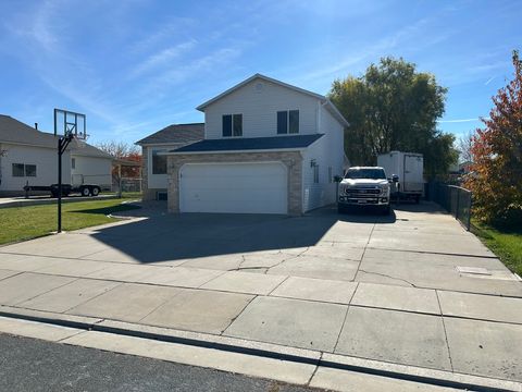 Tiny photo for 3809 W 5625 S, Roy, UT 84067 (MLS # 2118521)