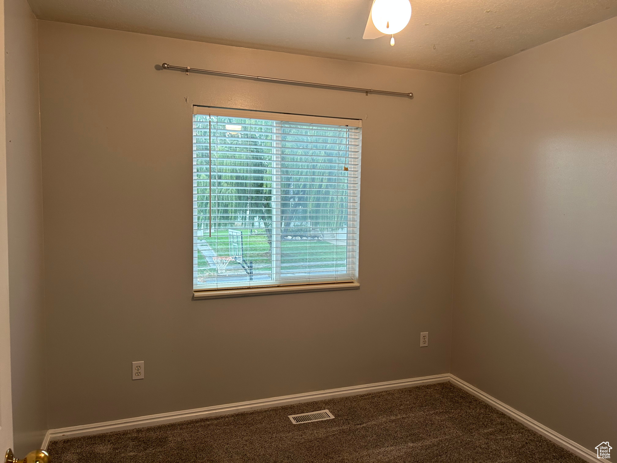 WOODMERE ESTATES #1 - Residential