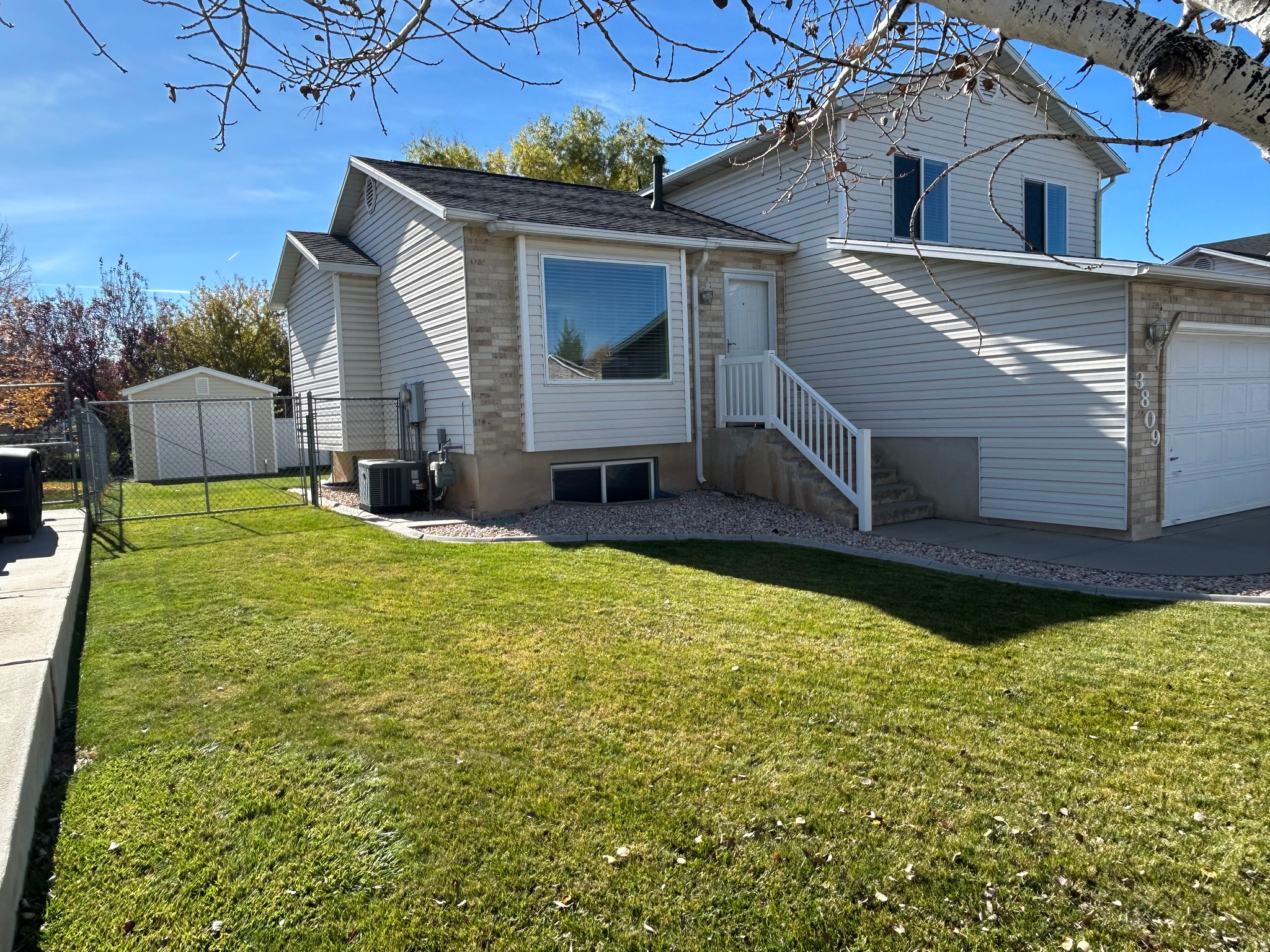 WOODMERE ESTATES #1 - Residential