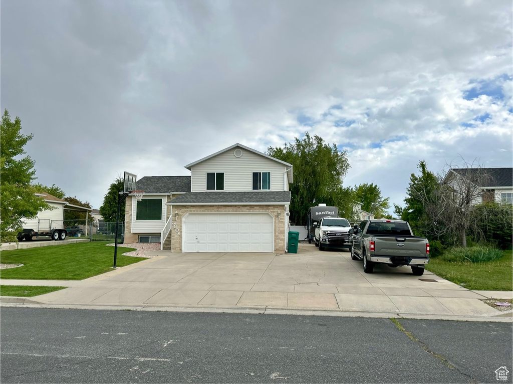 Photo of 3809 W 5625 S, Roy, UT 84067 (MLS # 2118521)