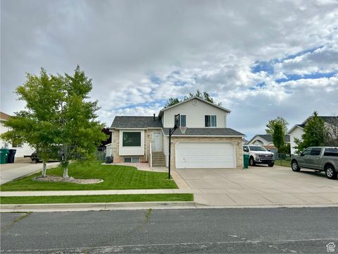 Photo of 3809 W 5625 S, Roy, UT 84067 (MLS # 2118521)