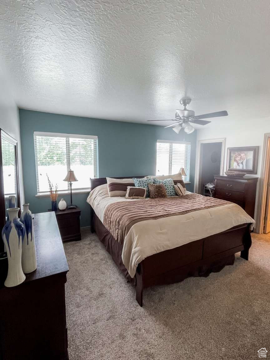 HUNTERS MEADOW SUBD - Residential