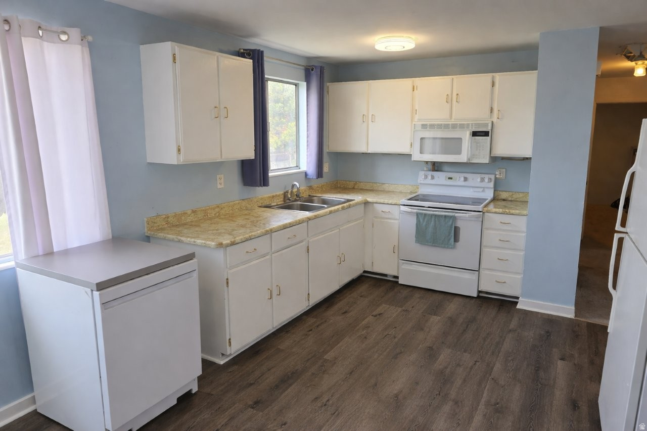 PURPLE HILLS - Residential