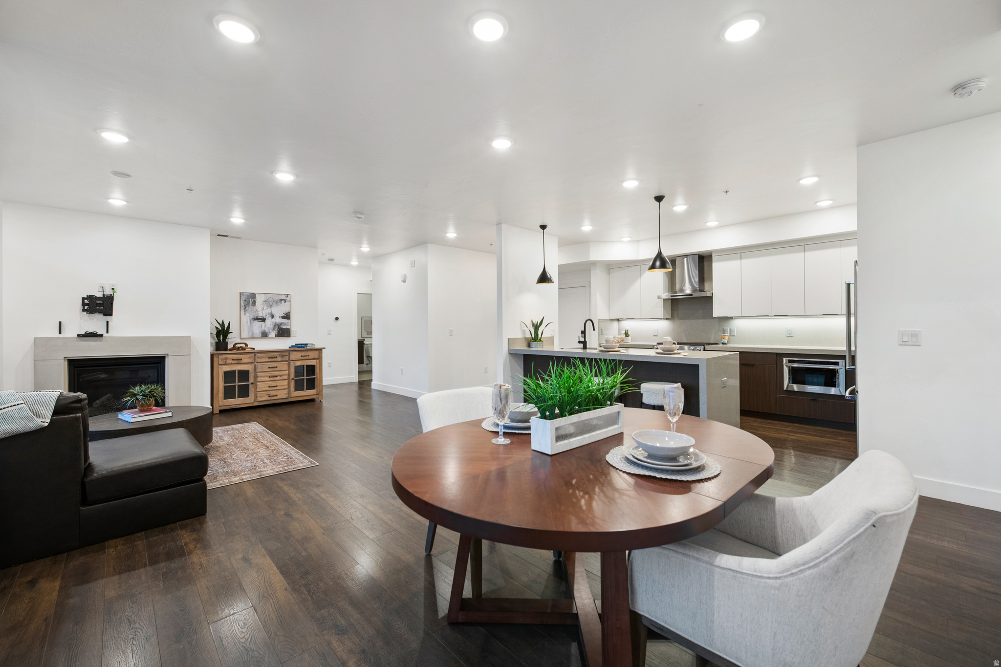 THE STATION - Residential