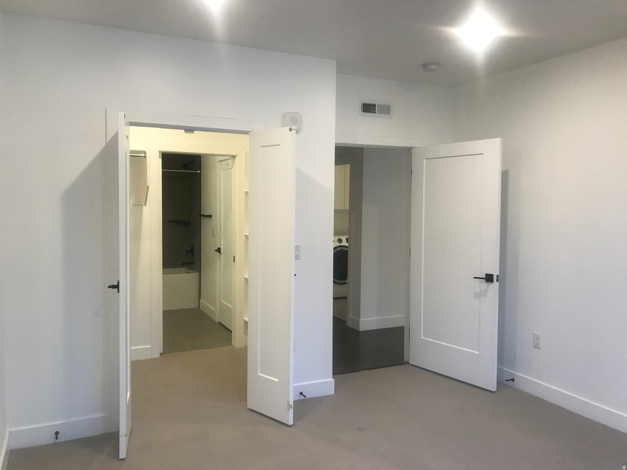 THE STATIONS - Residential