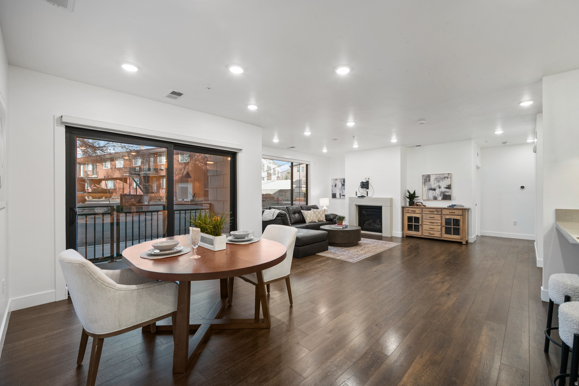 THE STATION - Residential