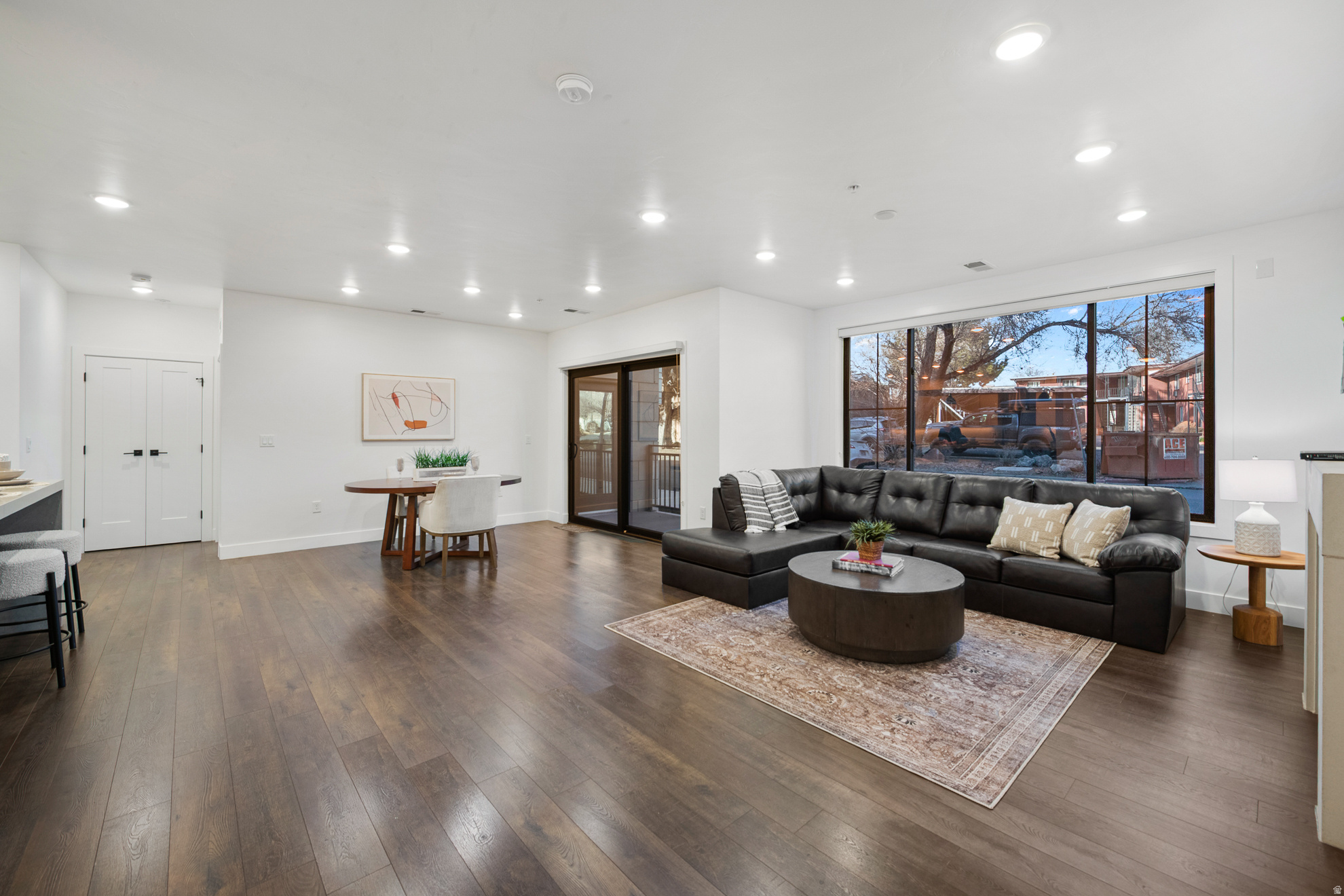 THE STATION - Residential