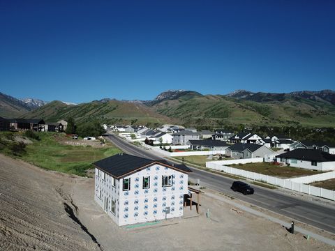 Tiny photo for 513 E UPPER CANYON RD, Smithfield, UT 84335 (MLS # 2158891)