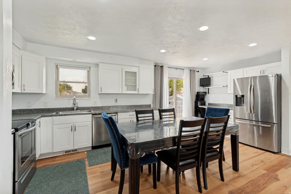 Photo of 1647 W 8295 S, West Jordan, UT 84088 (MLS # 2172403)