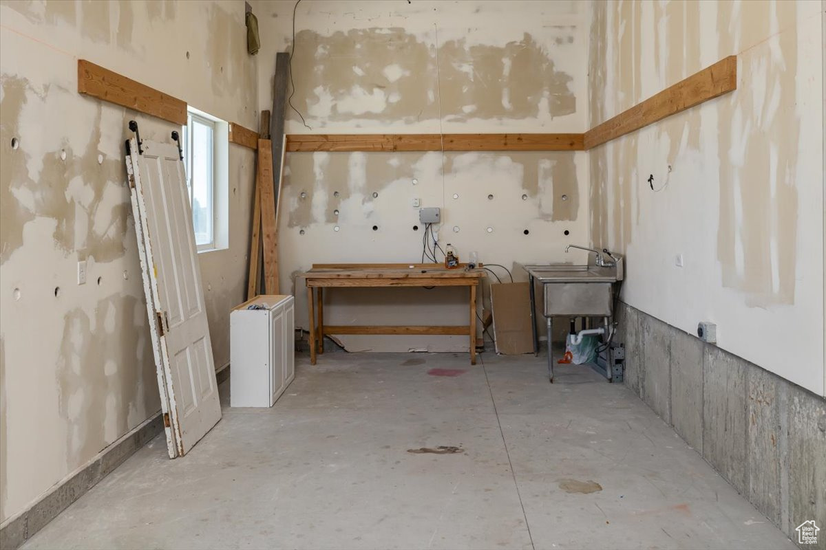 FLINT FIELDS SUBDMSI - Residential