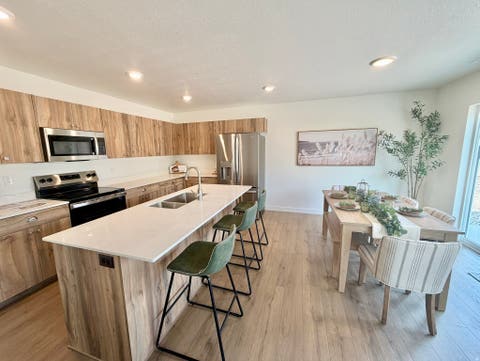 Tiny photo for 1058 N SUMMIT VIEW DR W, Harrisville, UT 84404 (MLS # 2171557)