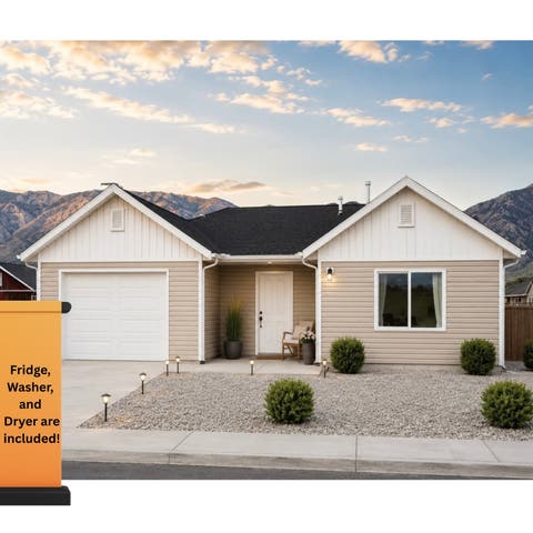 Photo of 1058 N SUMMIT VIEW DR W, Harrisville, UT 84404 (MLS # 2171557)