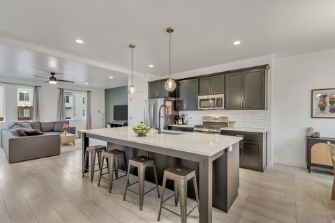 Tiny photo for 788 W BRONZE LEAF RD, American Fork, UT 84003 (MLS # 2140613)