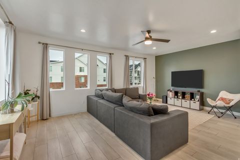 Tiny photo for 788 W BRONZE LEAF RD, American Fork, UT 84003 (MLS # 2140613)