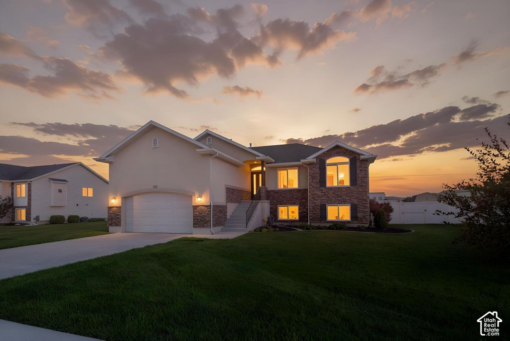 Photo of 257 W 350 S, Hyde Park, UT 84318 (MLS # 2188512)