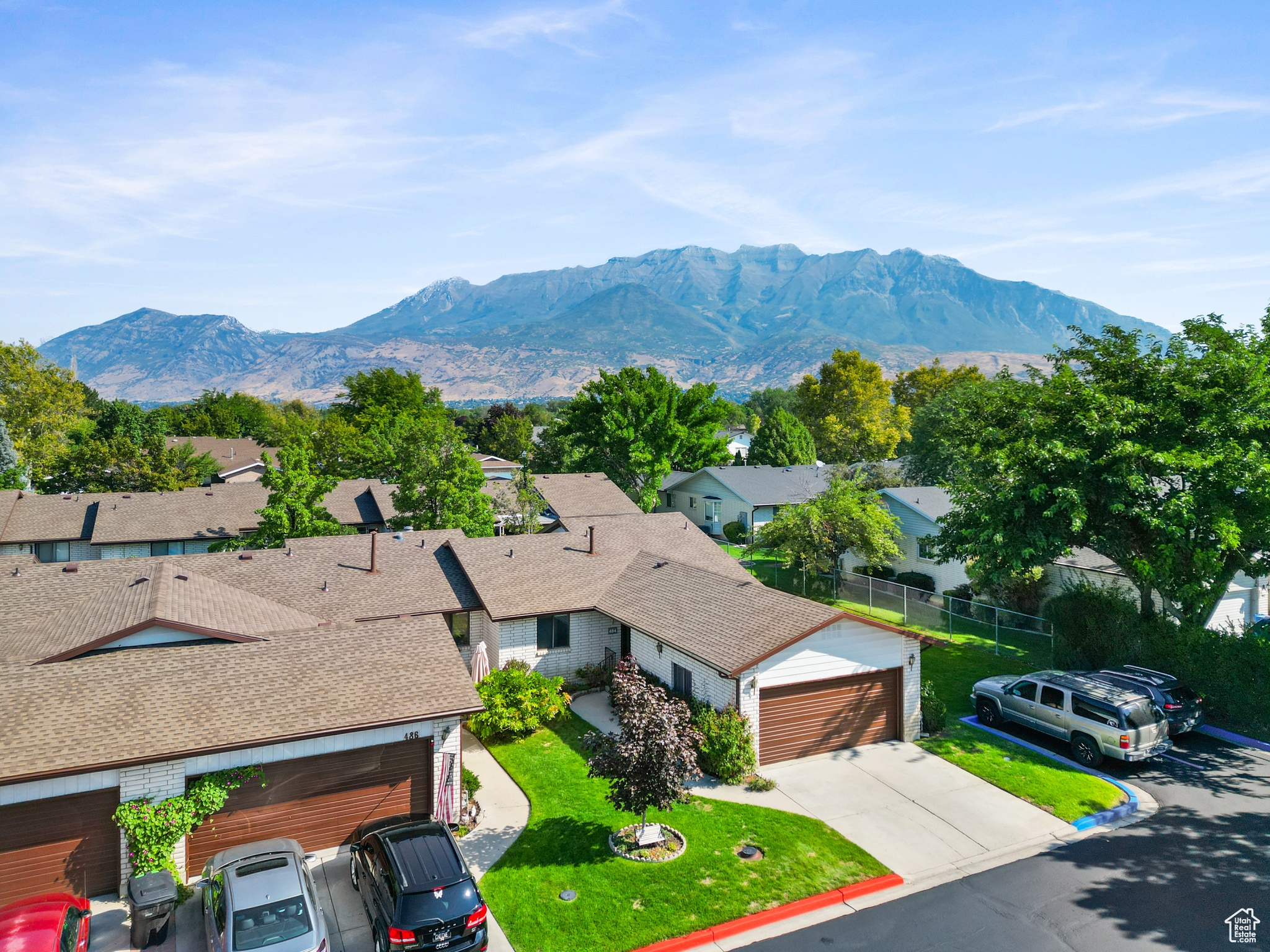 LAKECREST - Residential
