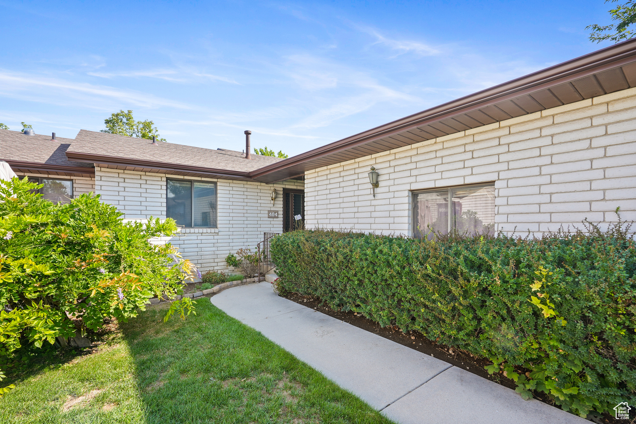 LAKECREST - Residential