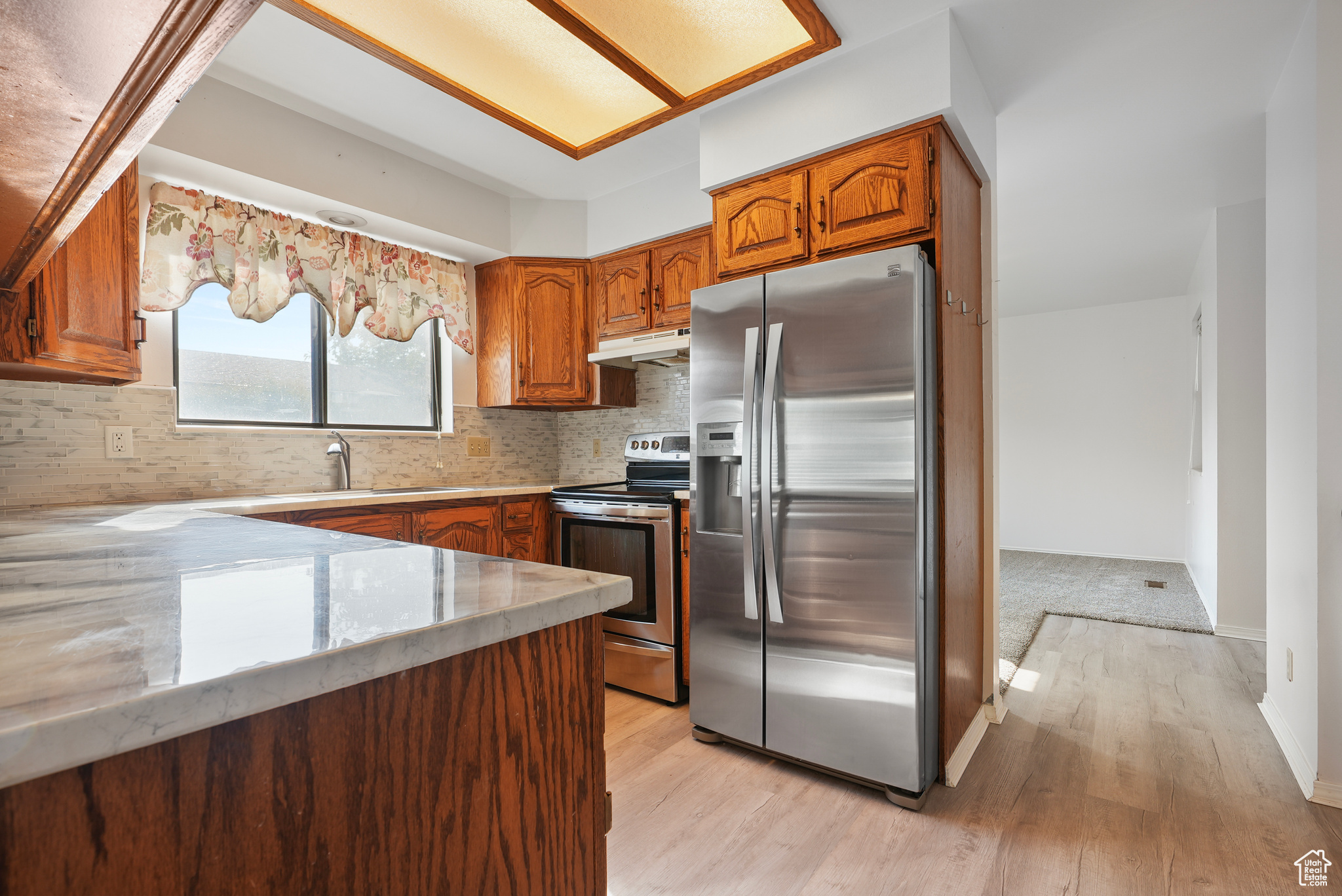LAKECREST - Residential