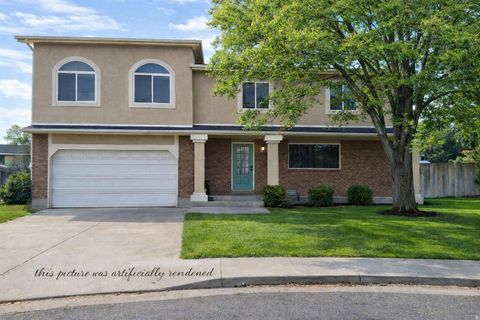 Photo of 1035 N 260 E, Lehi, UT 84043 (MLS # 2141701)