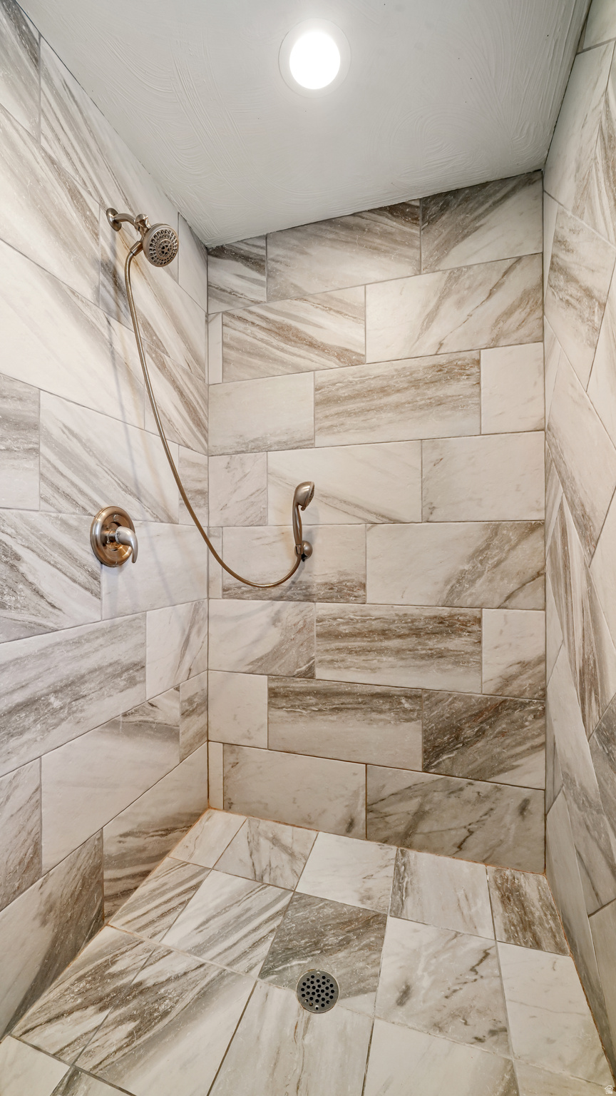 WATHEN ESTATES - Residential