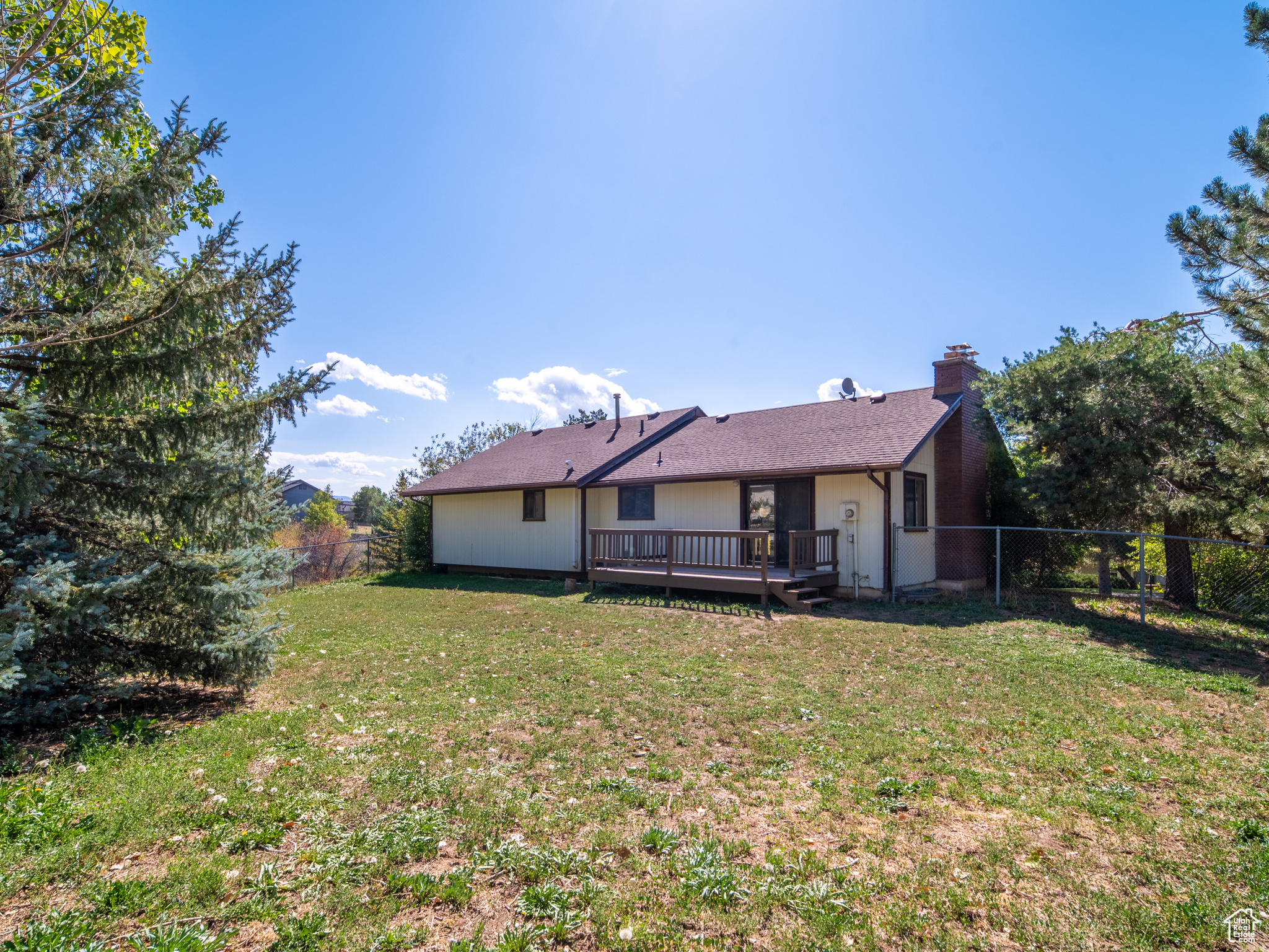 EDEN HILLS - Residential