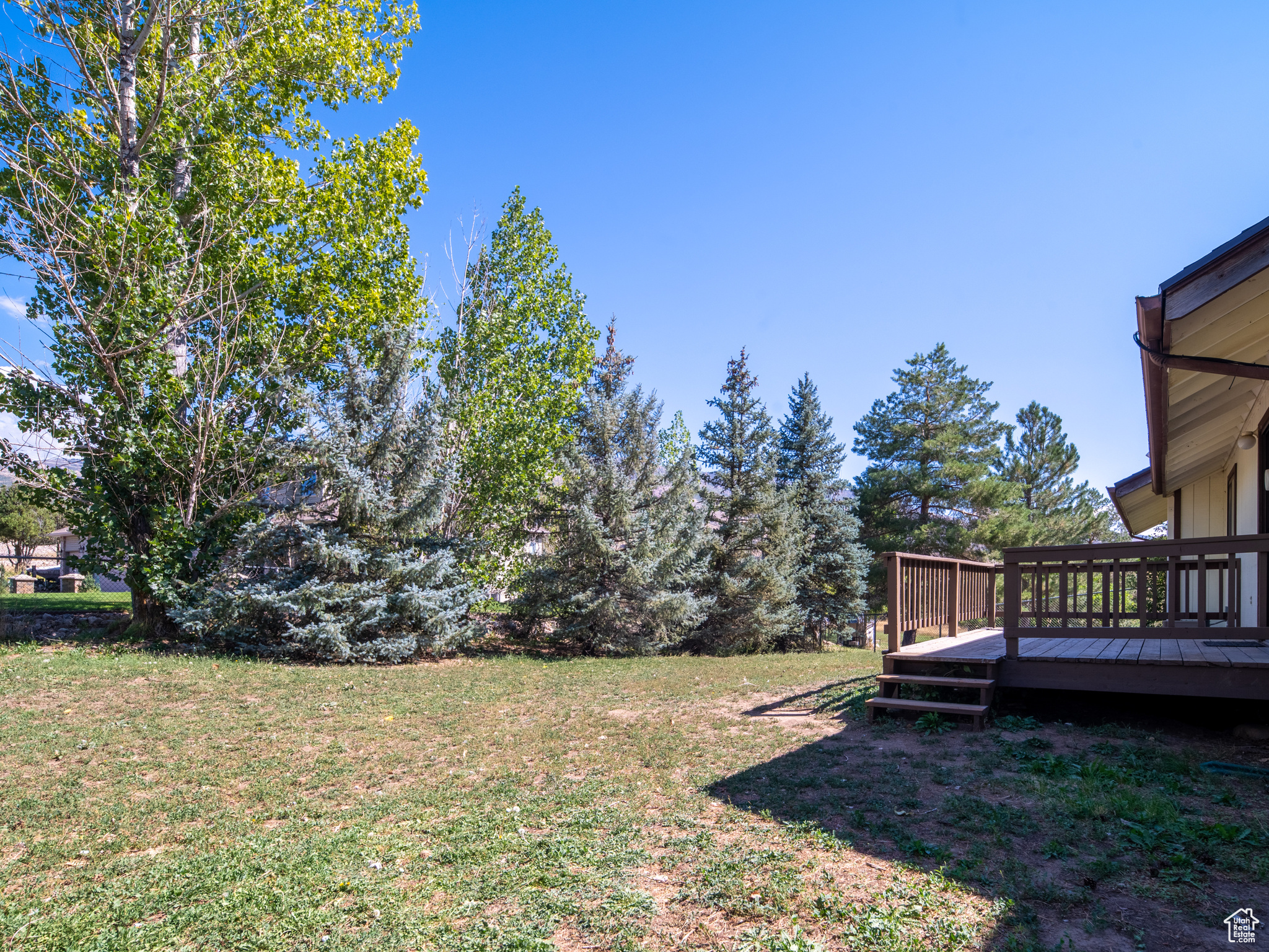 EDEN HILLS - Residential