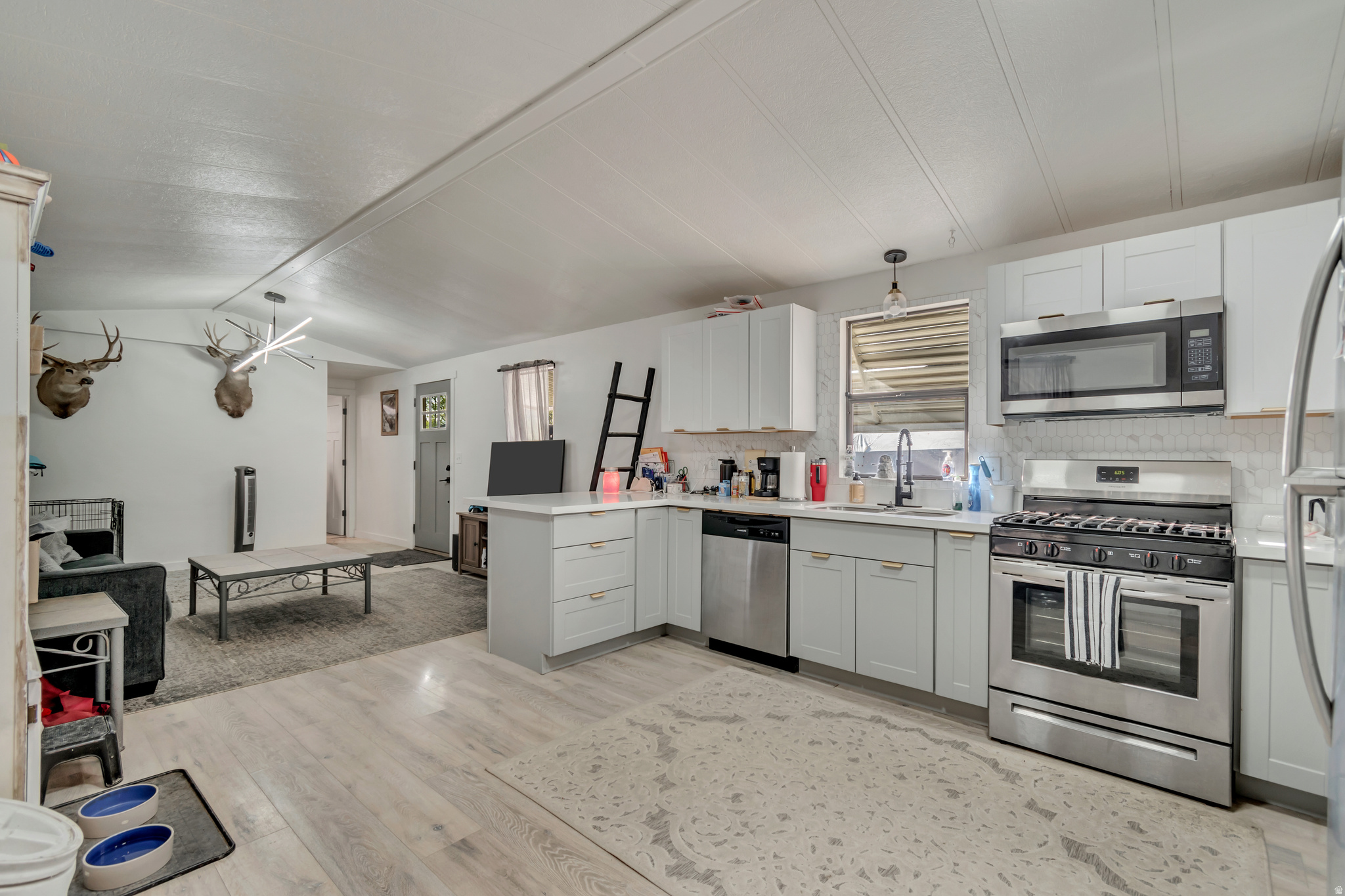 WHISPERWOOD - Residential