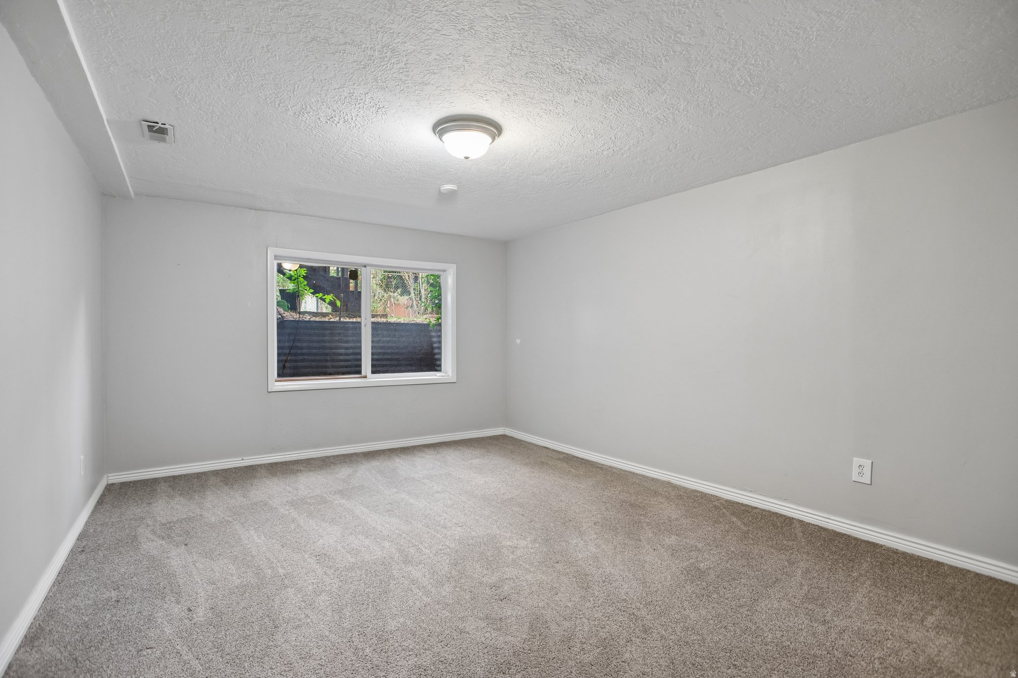 SANDY HIGHLAND - Residential