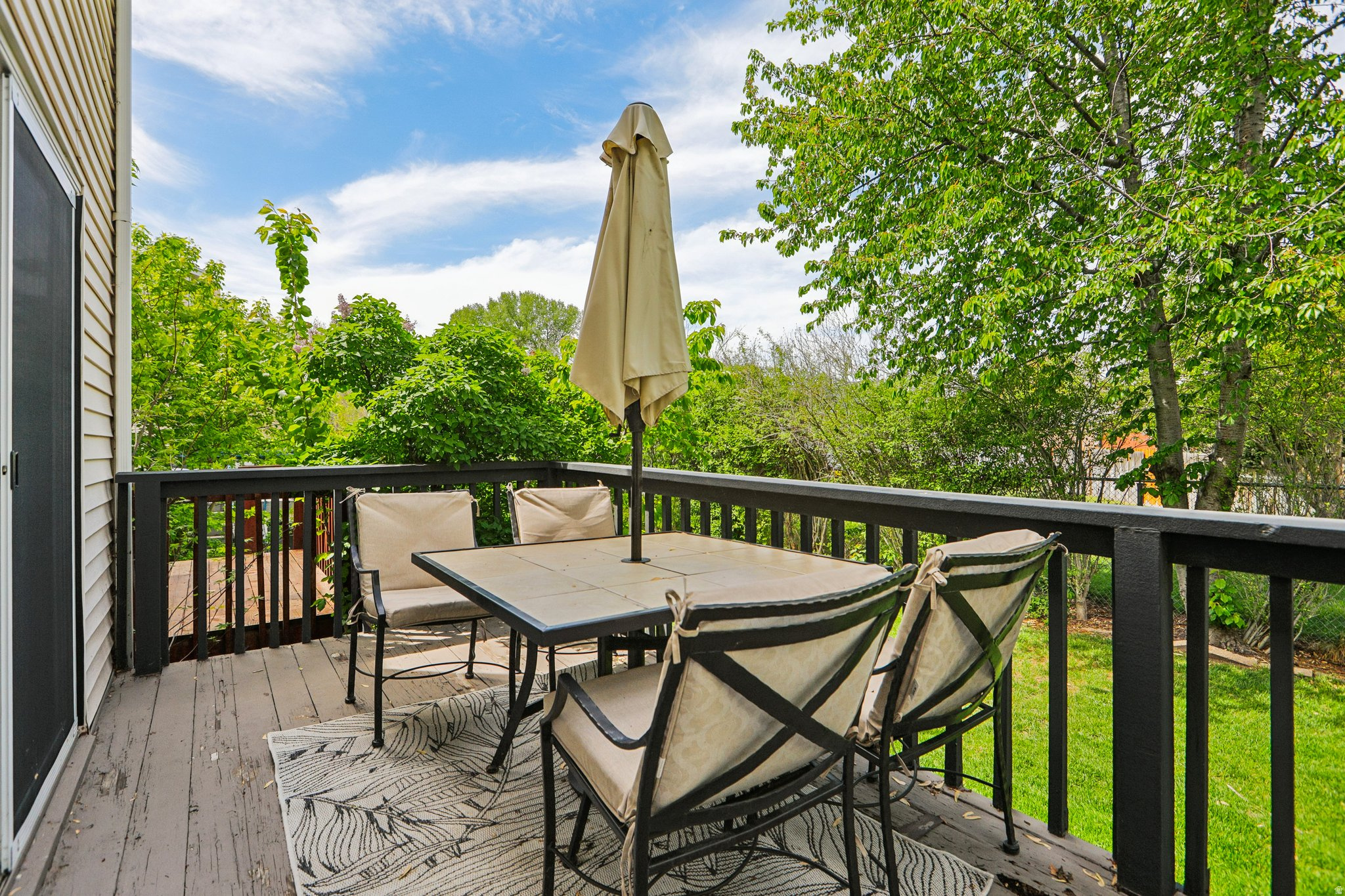 SANDY HIGHLAND - Residential