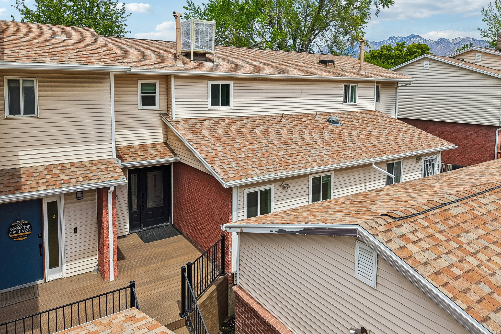 SANDY HIGHLAND - Residential