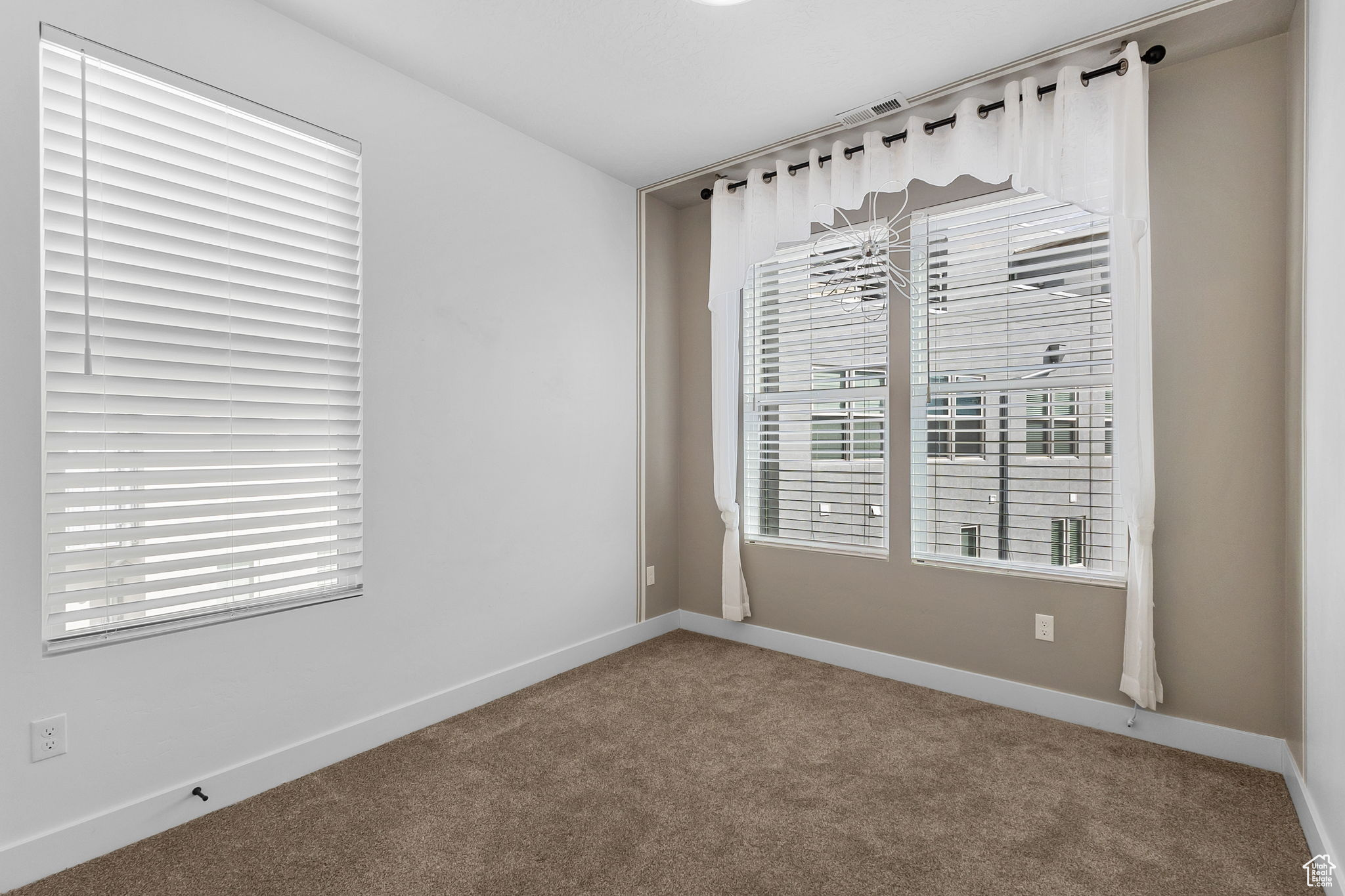 DAYBREAK - Residential