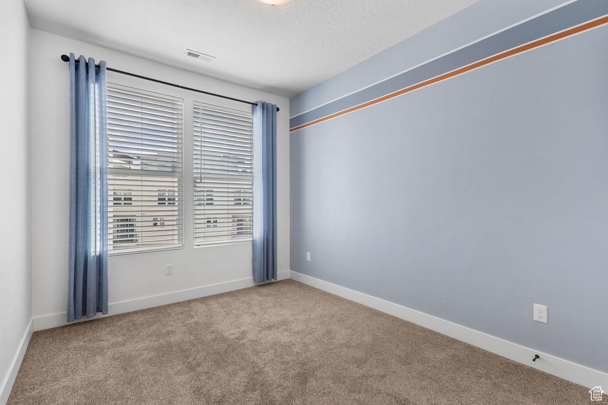 DAYBREAK - Residential