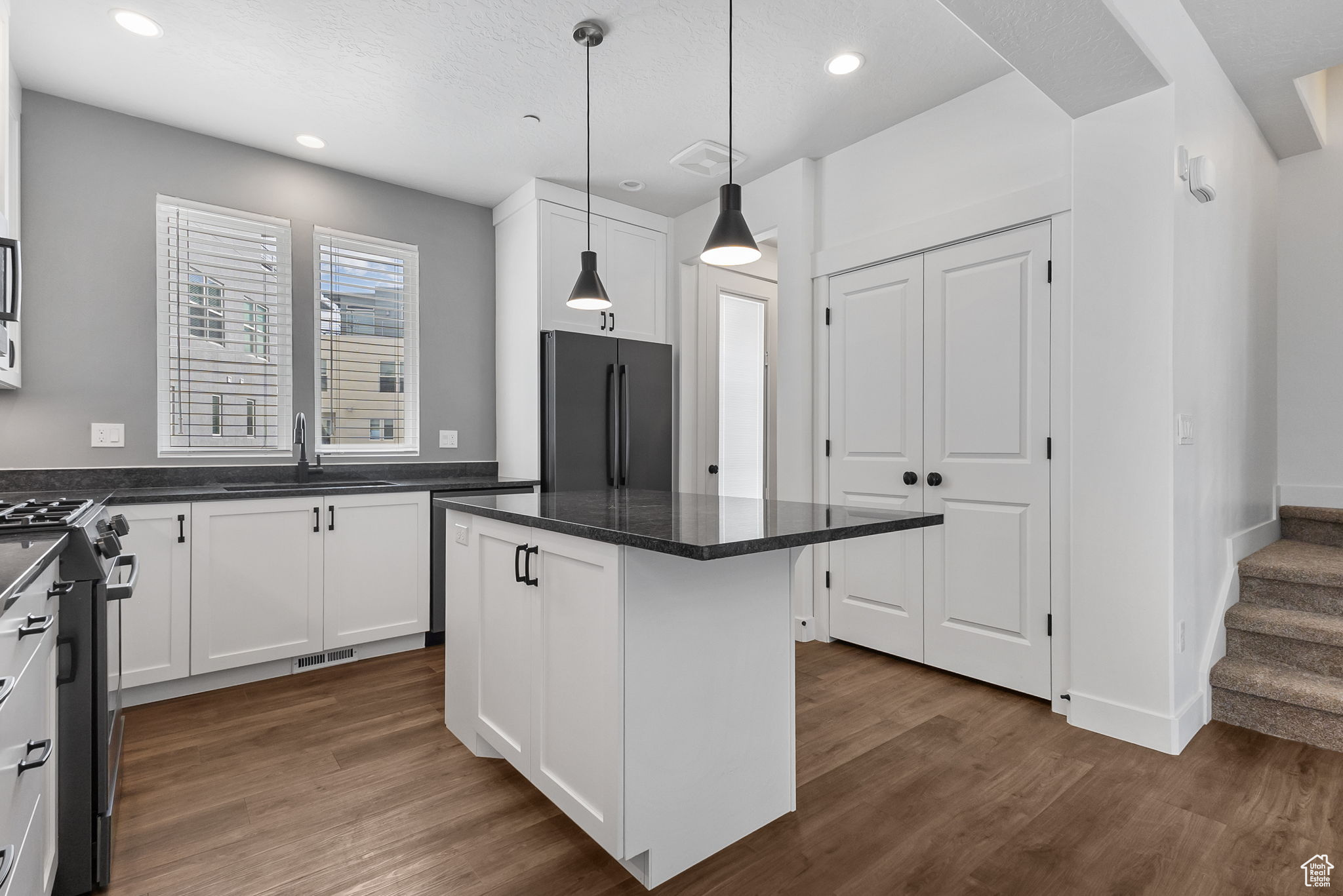 DAYBREAK - Residential