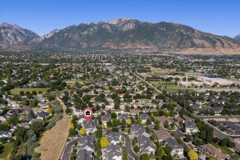 Tiny photo for 124 E MAHOGANY VIEW CT, Draper, UT 84020 (MLS # 2168734)