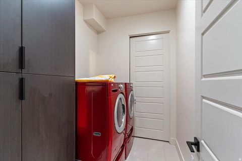 Tiny photo for 1766 VIEW CT, Fruit Heights, UT 84037 (MLS # 2135973)