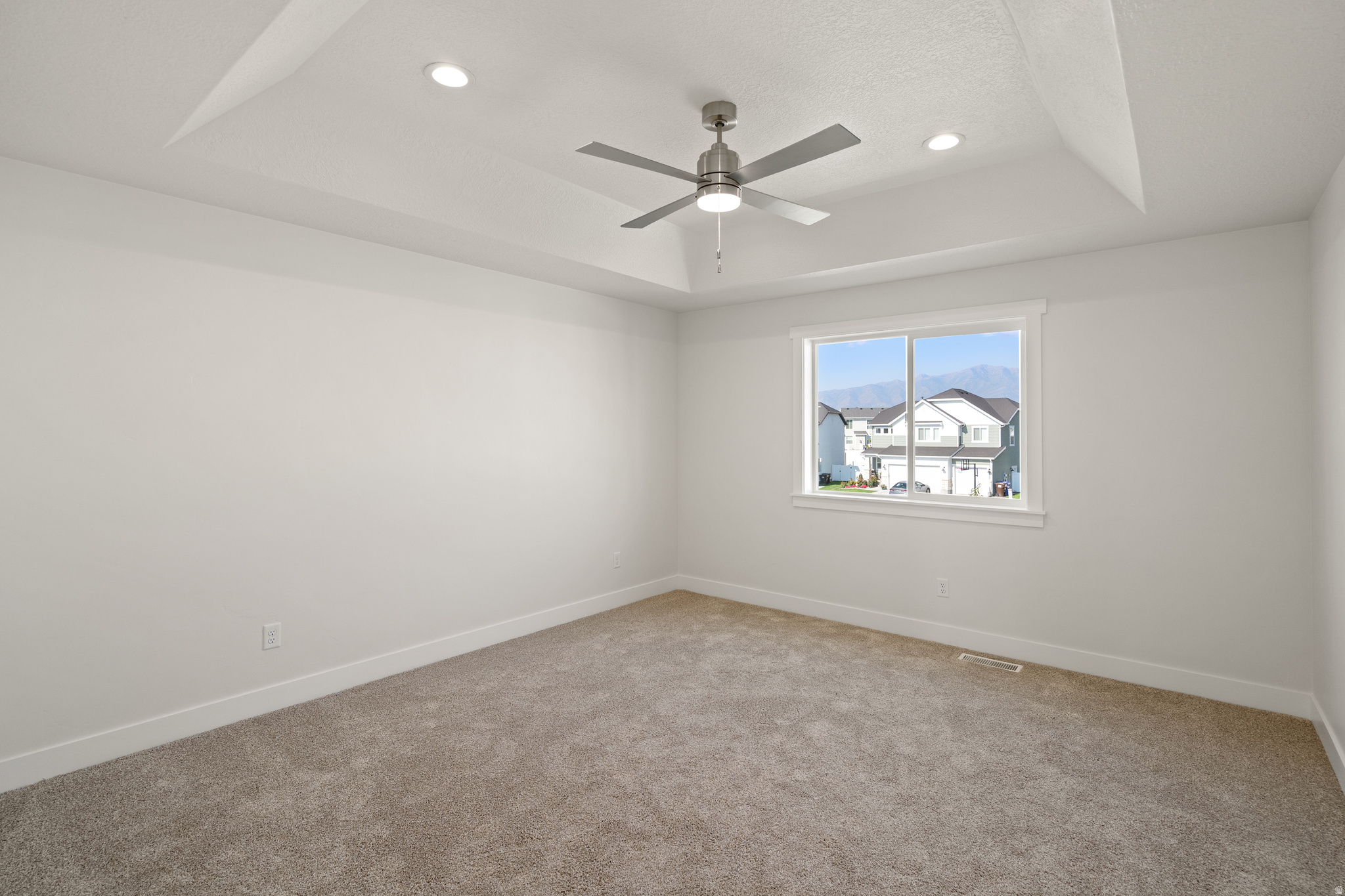 SPRING RUN - Residential