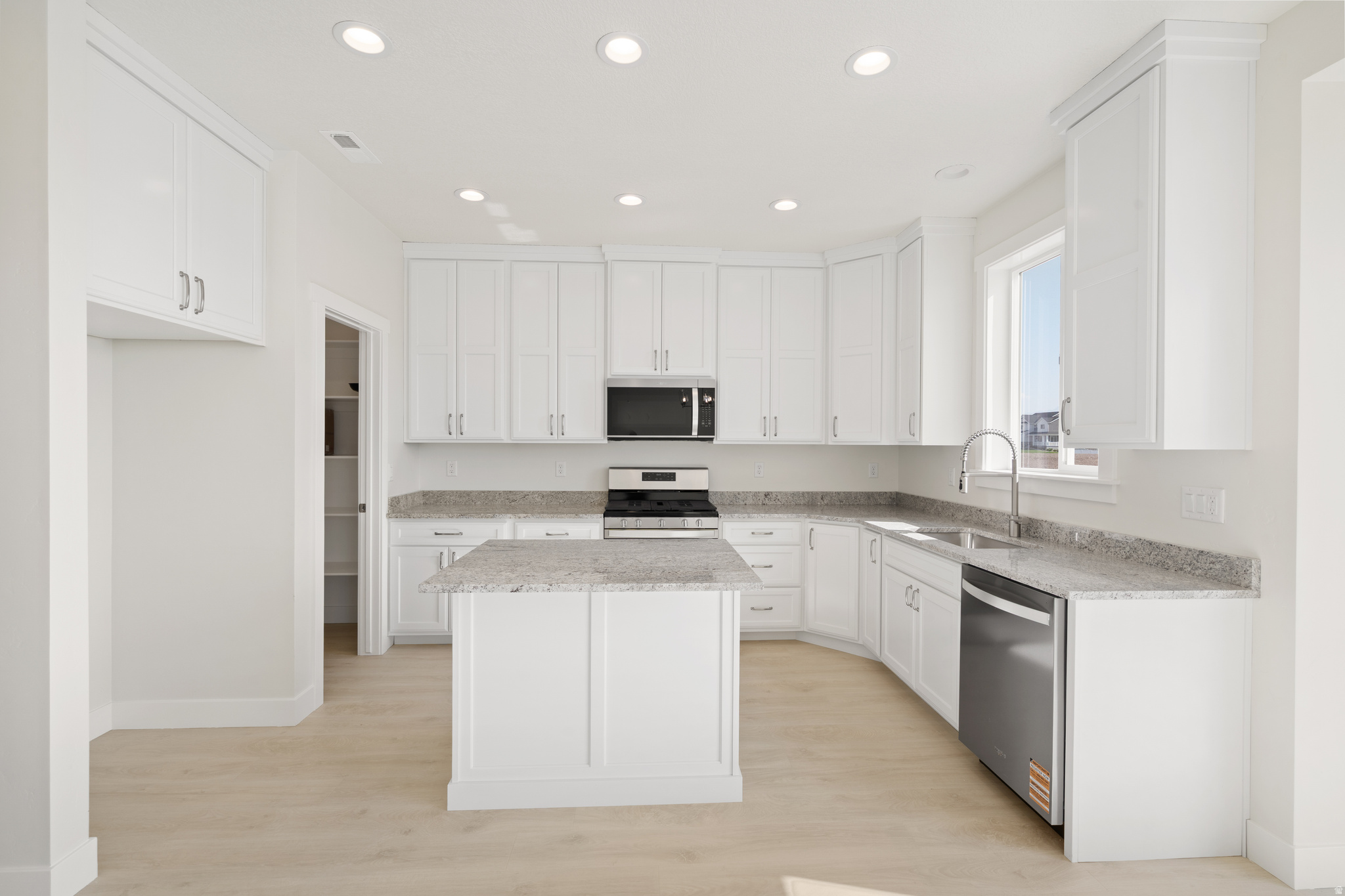 SPRING RUN - Residential