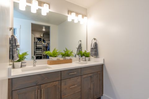 Tiny photo for 536 N 770 W, Smithfield, UT 84335 (MLS # 2134320)