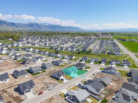 Tiny photo for 536 N 770 W, Smithfield, UT 84335 (MLS # 2134320)