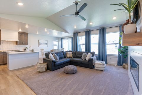 Tiny photo for 536 N 770 W, Smithfield, UT 84335 (MLS # 2134320)