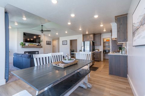 Tiny photo for 536 N 770 W, Smithfield, UT 84335 (MLS # 2134320)