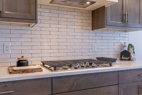 Tiny photo for 536 N 770 W, Smithfield, UT 84335 (MLS # 2134320)