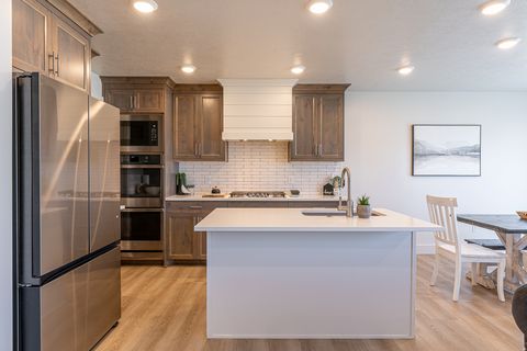 Tiny photo for 536 N 770 W, Smithfield, UT 84335 (MLS # 2134320)