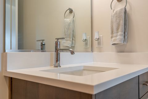 Tiny photo for 536 N 770 W, Smithfield, UT 84335 (MLS # 2134320)