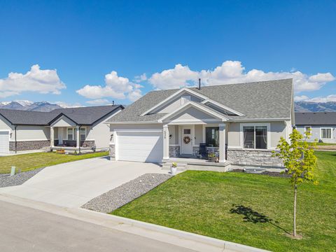 Tiny photo for 536 N 770 W, Smithfield, UT 84335 (MLS # 2134320)