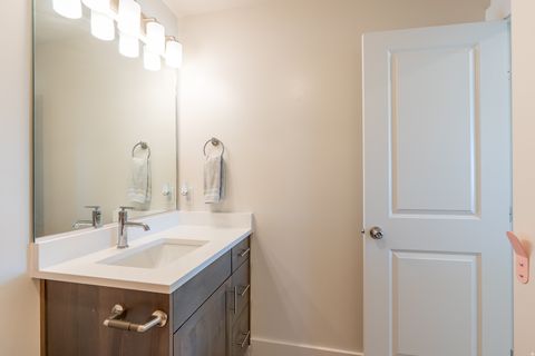 Tiny photo for 536 N 770 W, Smithfield, UT 84335 (MLS # 2134320)