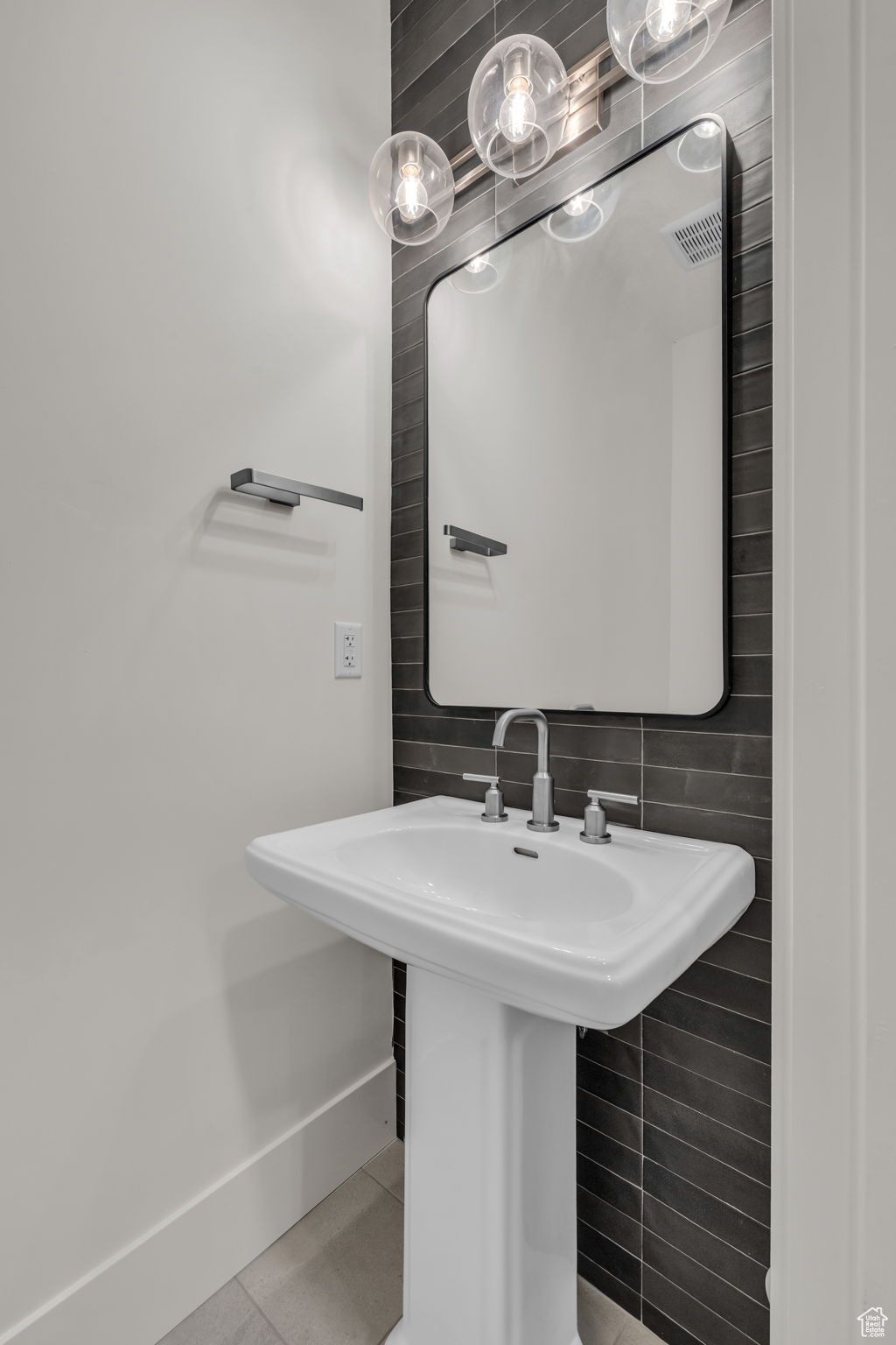 LEGACY HILLS - Residential