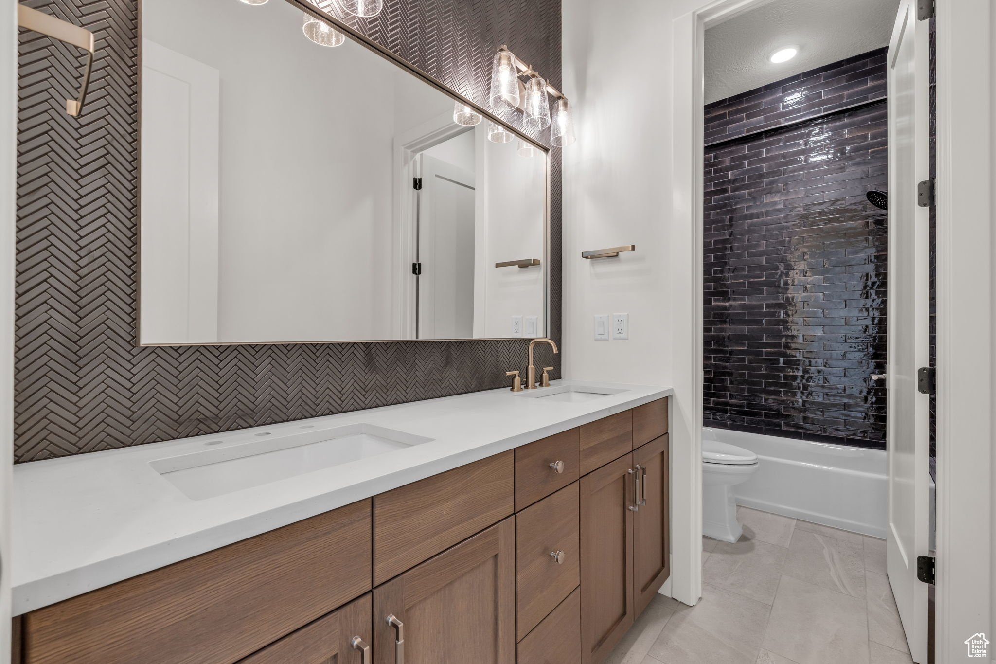 LEGACY HILLS - Residential
