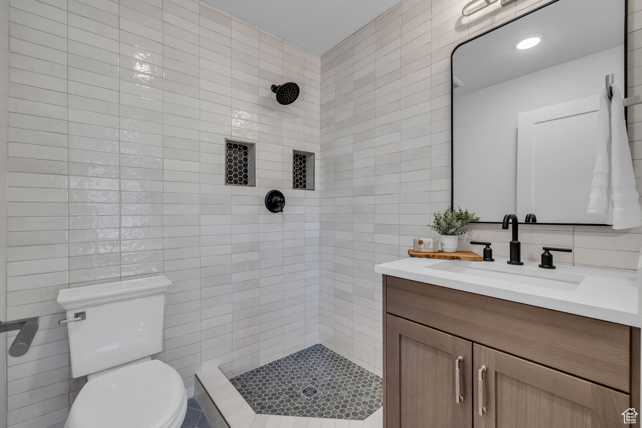 LEGACY HILLS - Residential